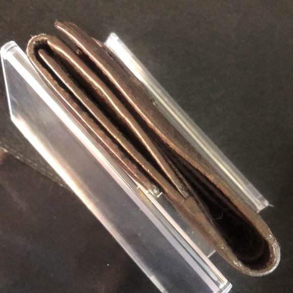 GUCCI Guccissima GG Brown Lambskin Bifold Wallet With Billfold & Coin Section - Picture 5 of 17